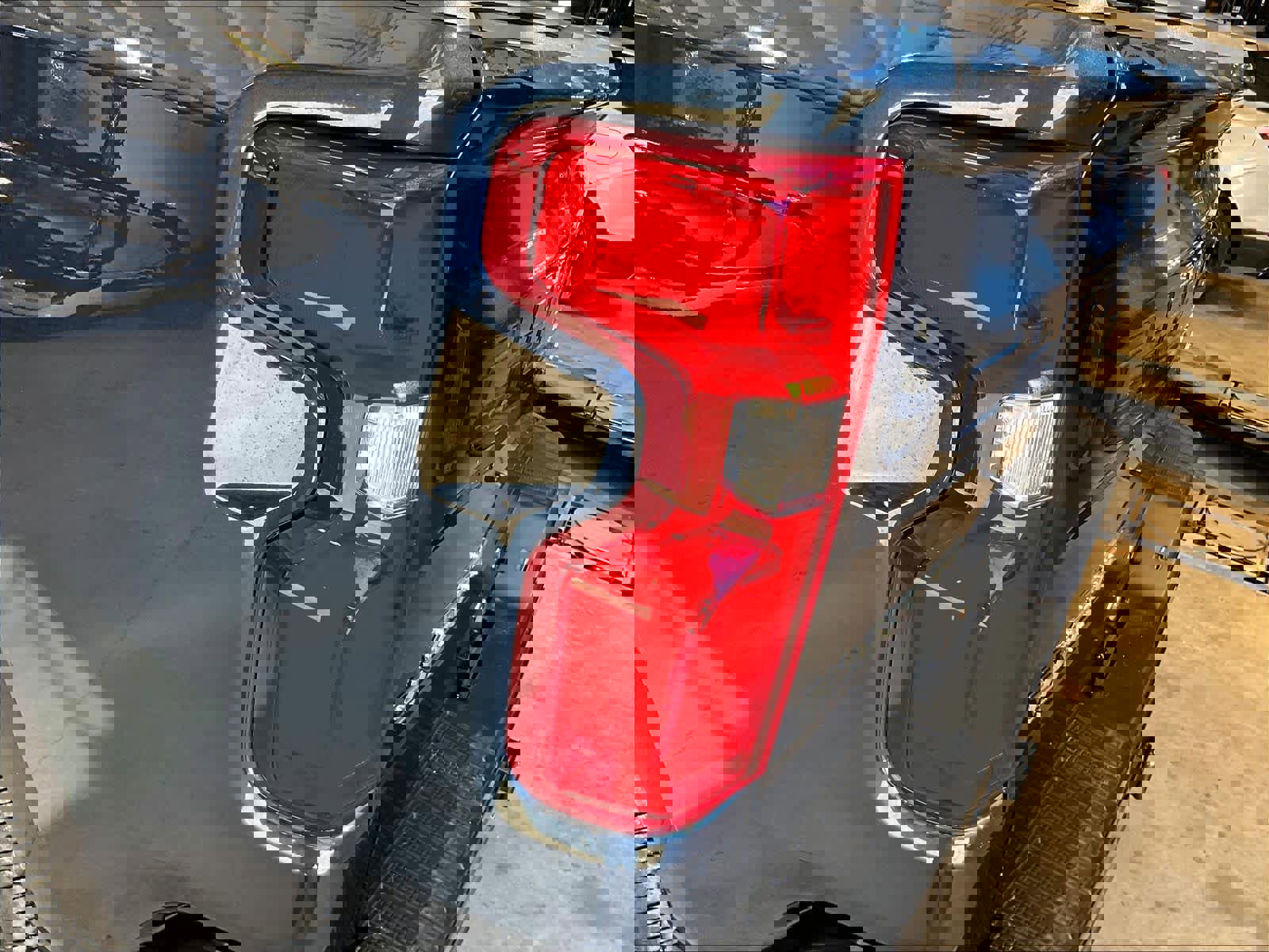 Used 2023 Chevrolet Silverado 1500 High Country w/ High Country Premium Package image 35