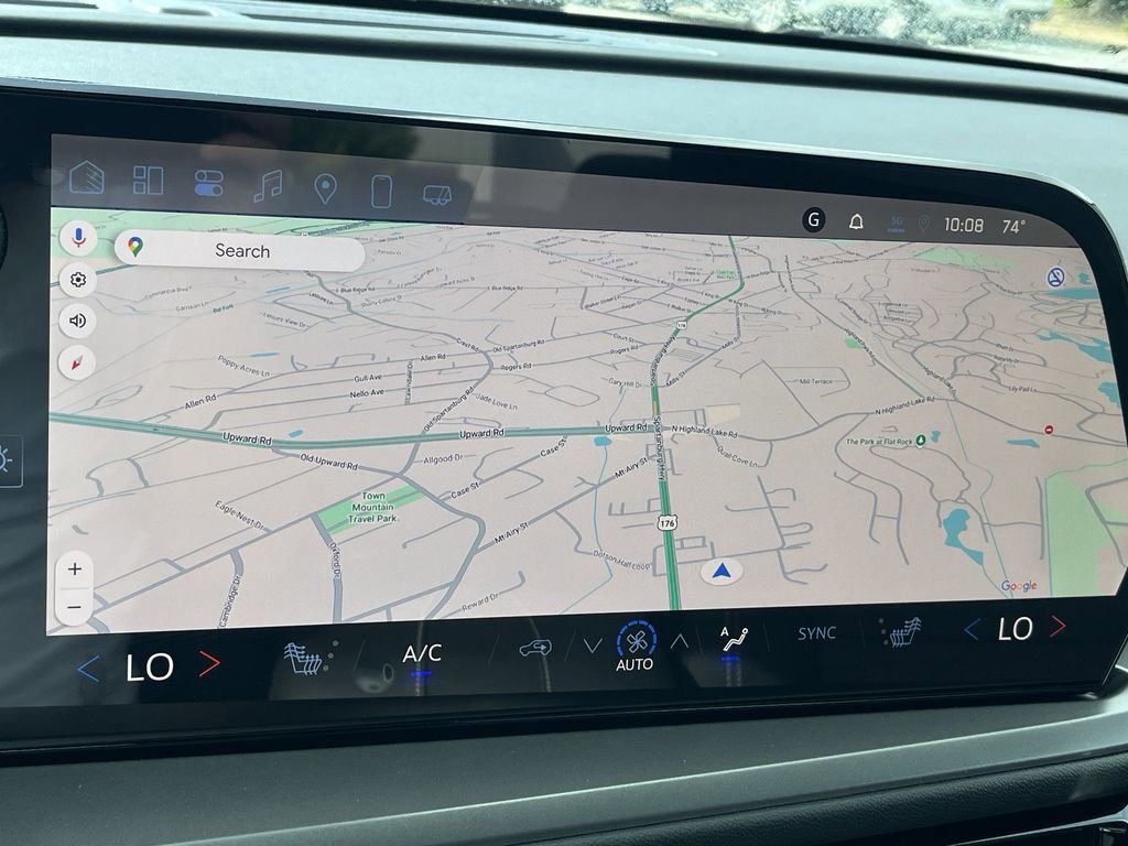 New 2025 Chevrolet Traverse LT image 16