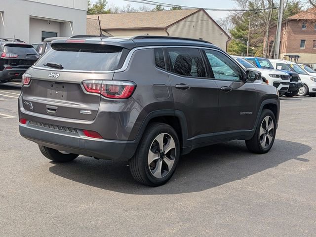 Certified 2018 Jeep Compass Latitude image 3