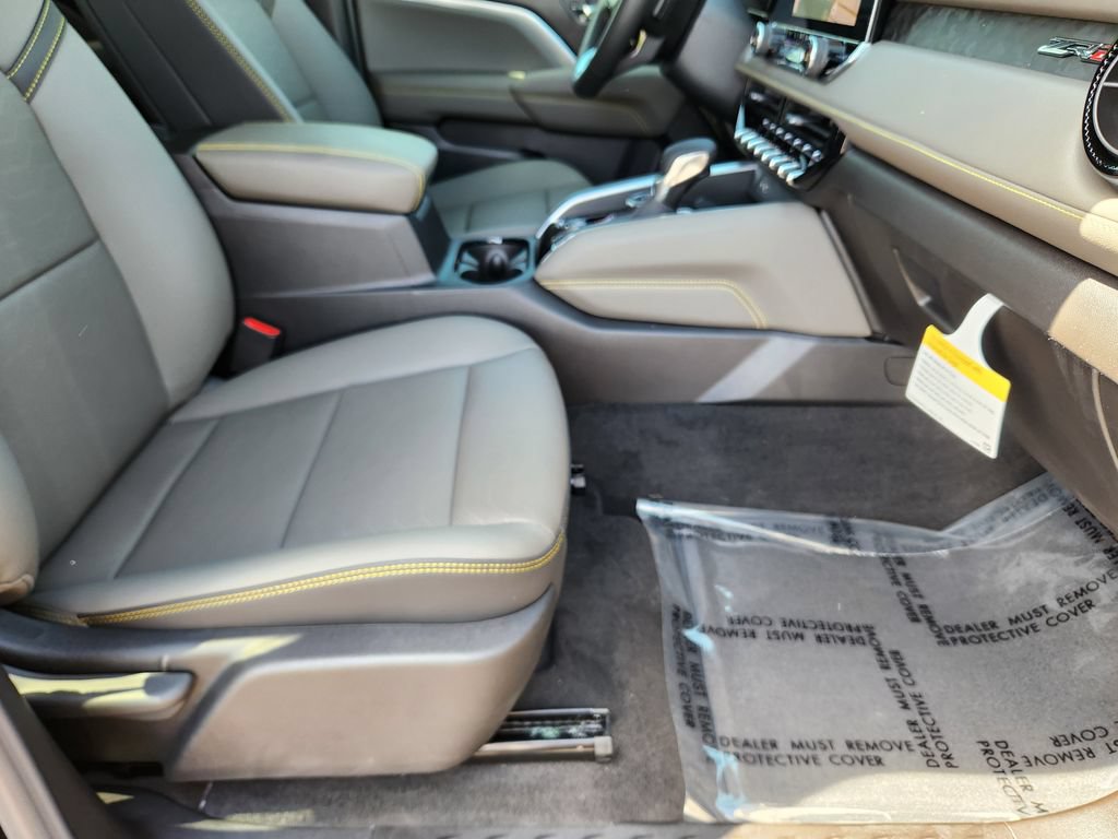 New 2026 Chevrolet Colorado ZR2 w/ Technology Package AWD/4WD image 16