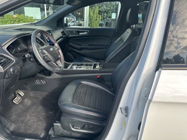 Used 2022 Ford Edge ST-Line image 13