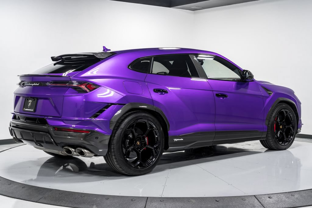 Used 2024 Lamborghini Urus Performante AWD/4WD image 3