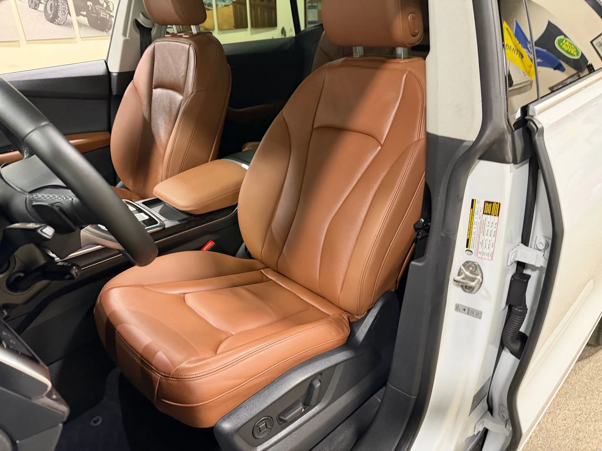 Used 2023 Audi Q8 Premium w/ Convenience Package image 29