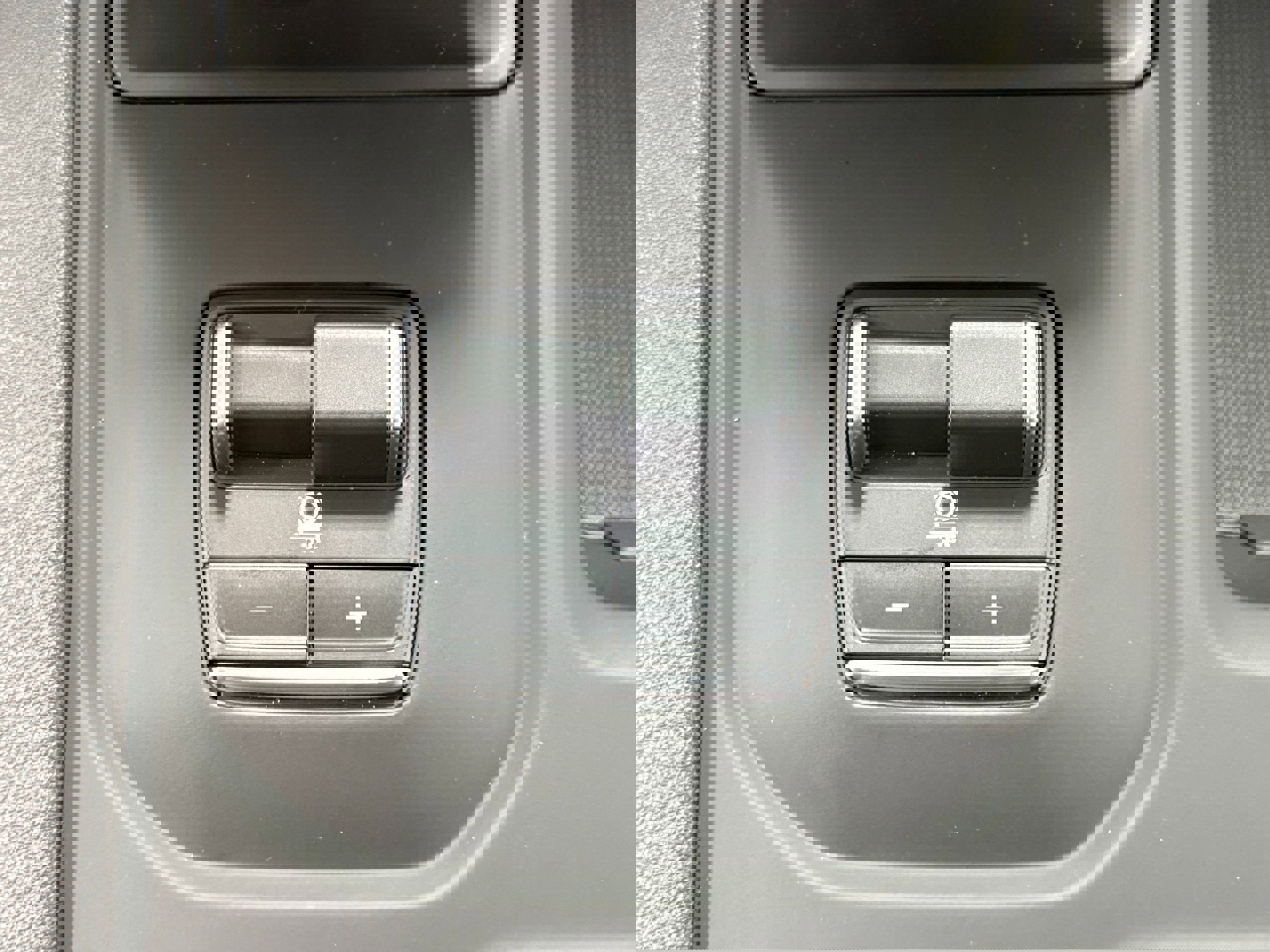 Used 2024 GMC Sierra 1500 AT4 w/ Technology Package image 32