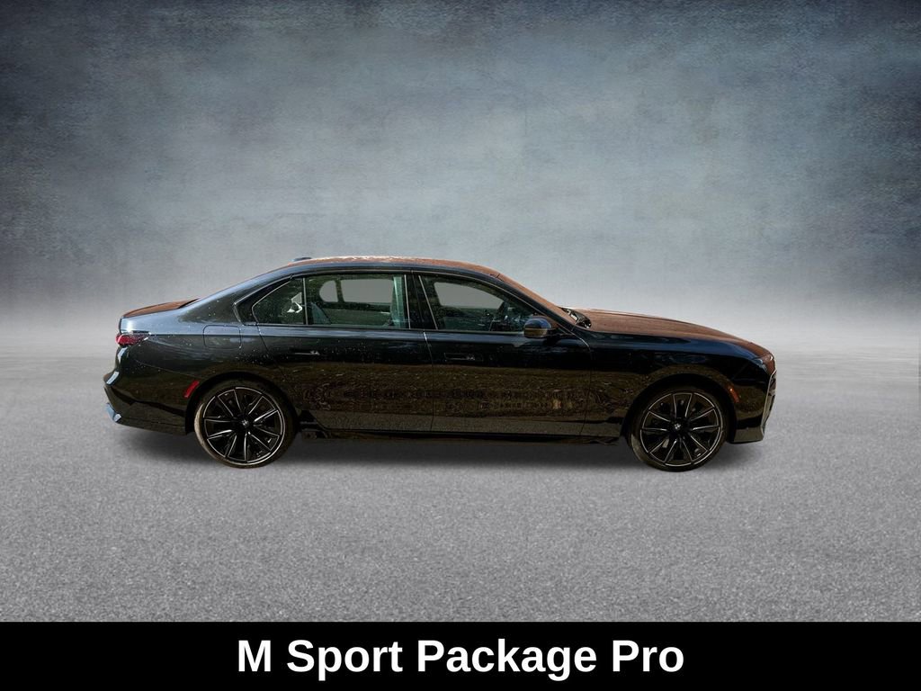 Used 2024 BMW 760i xDrive w/ Executive Package image 11