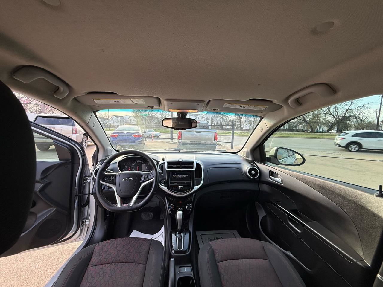 Used 2019 Chevrolet Sonic LT w/ Convenience Package image 11