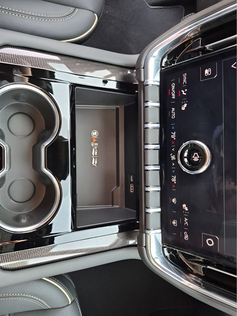 New 2026 GMC Yukon Elevation RWD image 40