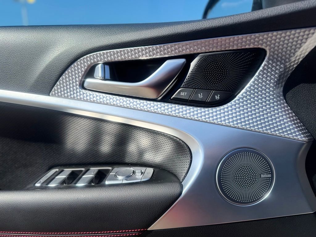 Used 2023 Genesis G70 3.3T w/ Sport Advanced Package image 13