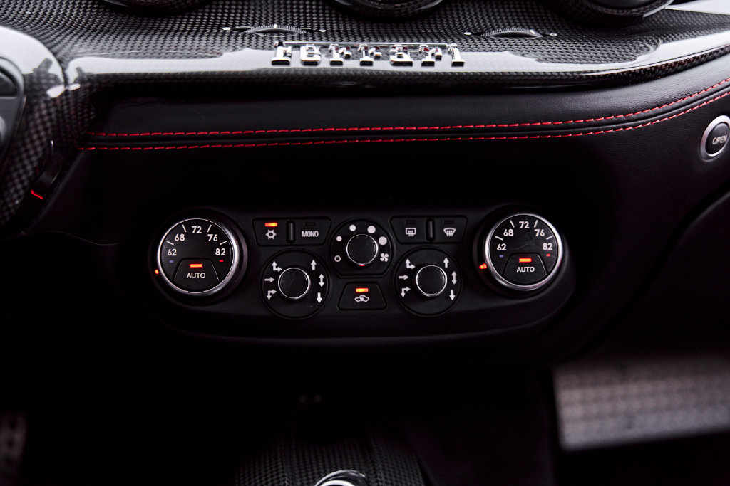 Used 2016 Ferrari F12 Berlinetta RWD image 76