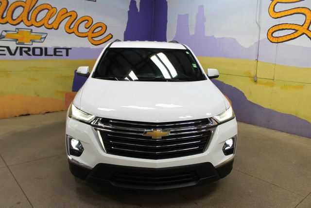 Used 2023 Chevrolet Traverse LT FWD image 3