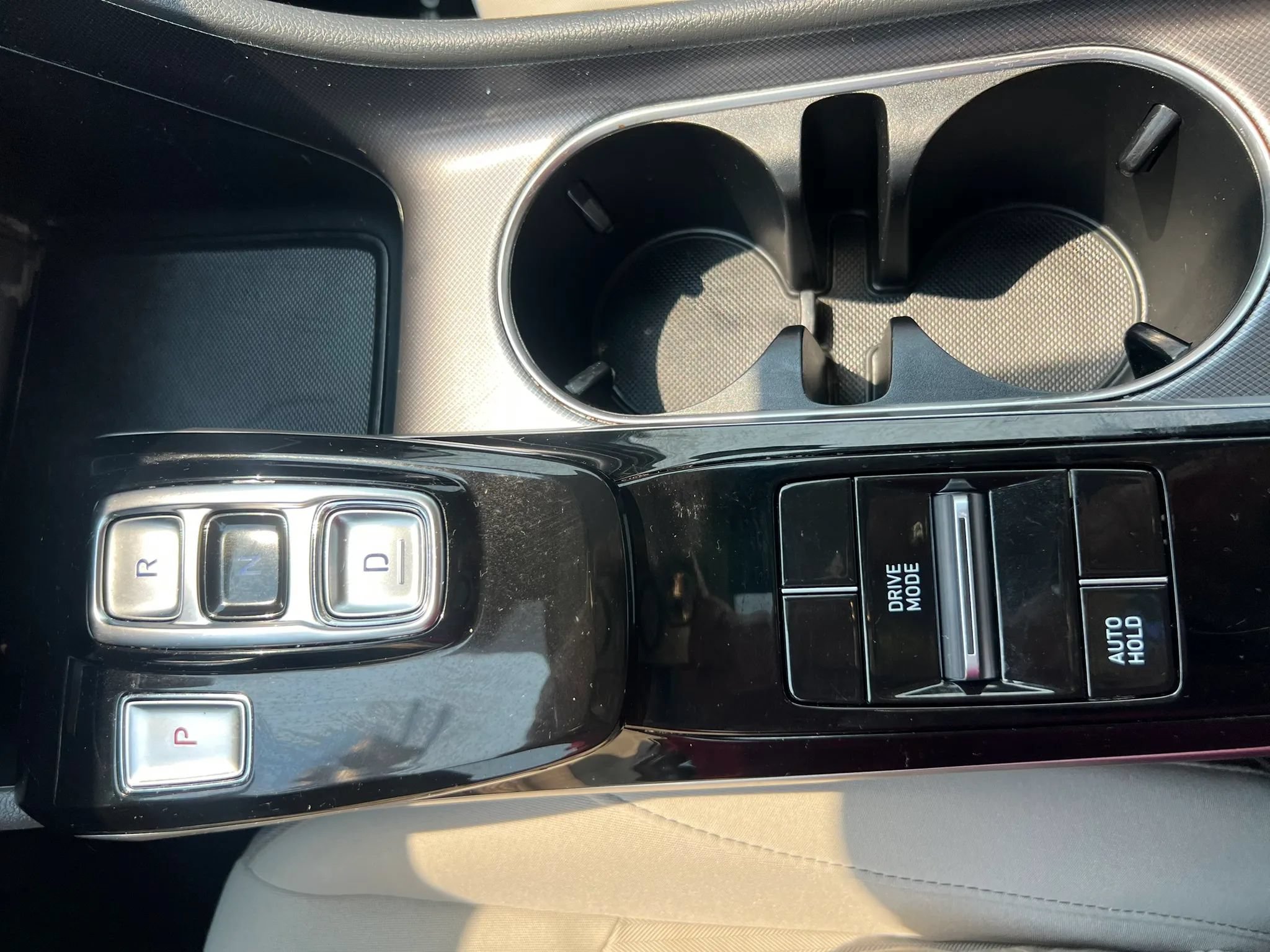 Used 2022 Hyundai Sonata SEL w/ Cargo Package FWD image 24