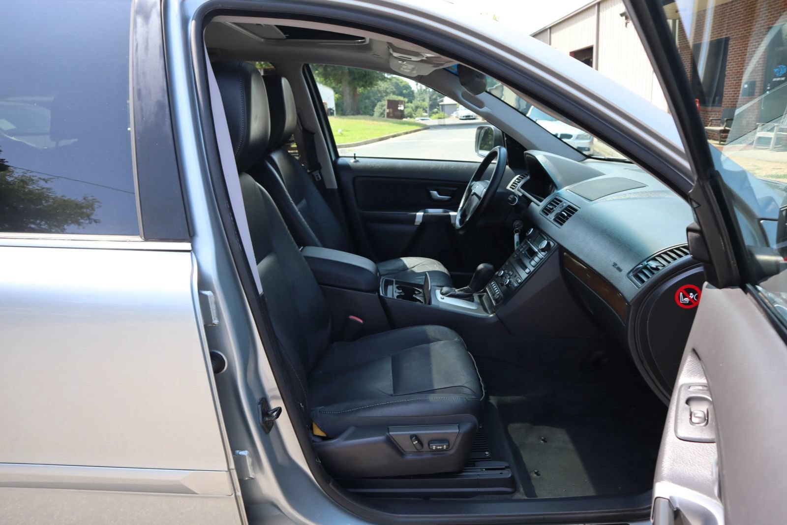 Used 2011 Volvo XC90 3.2 FWD image 18