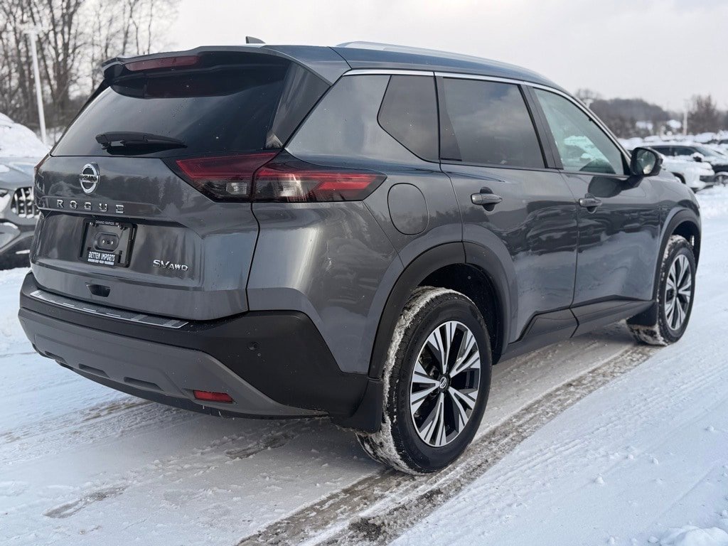 Used 2021 Nissan Rogue SV w/ Premium Package image 6