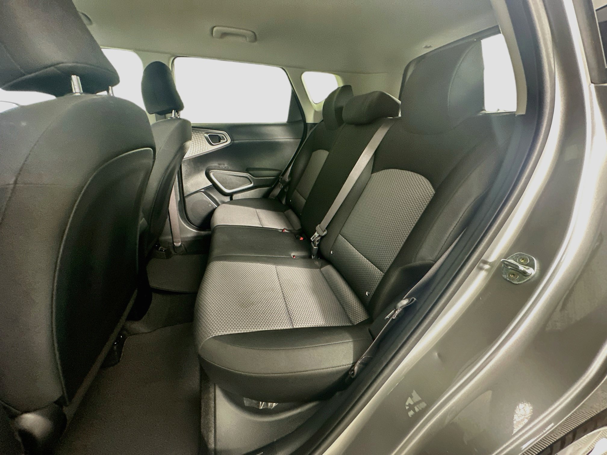 Used 2022 Kia Soul LX FWD image 26