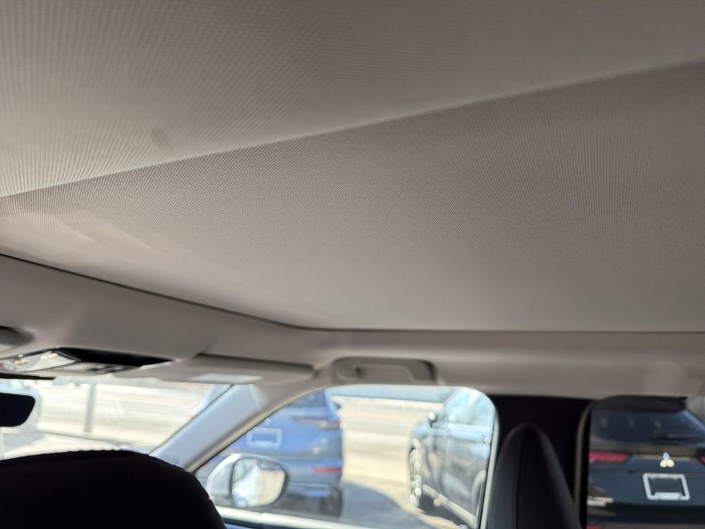 New 2026 Mitsubishi Outlander SEL image 12