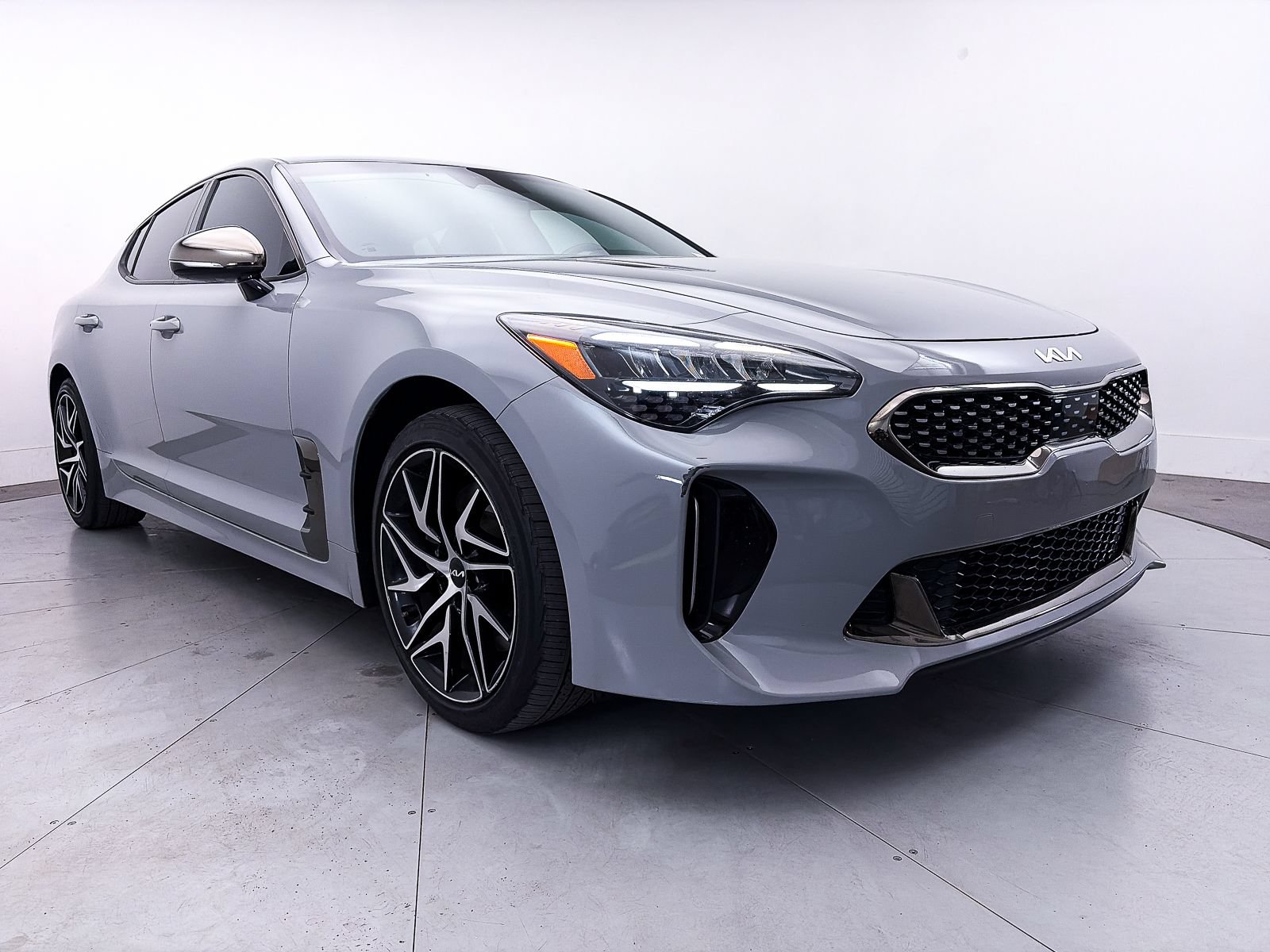 Used 2022 Kia Stinger GT-Line RWD image 9