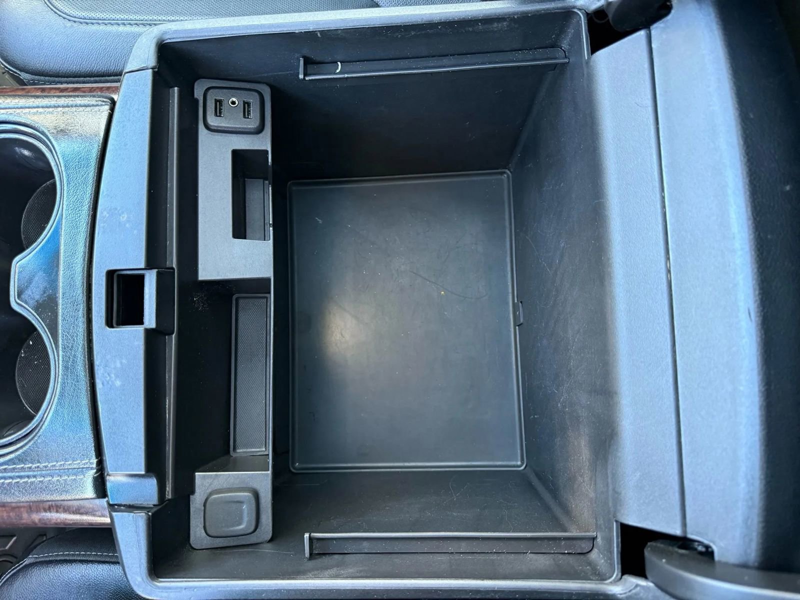 Used 2019 GMC Yukon XL SLT image 34