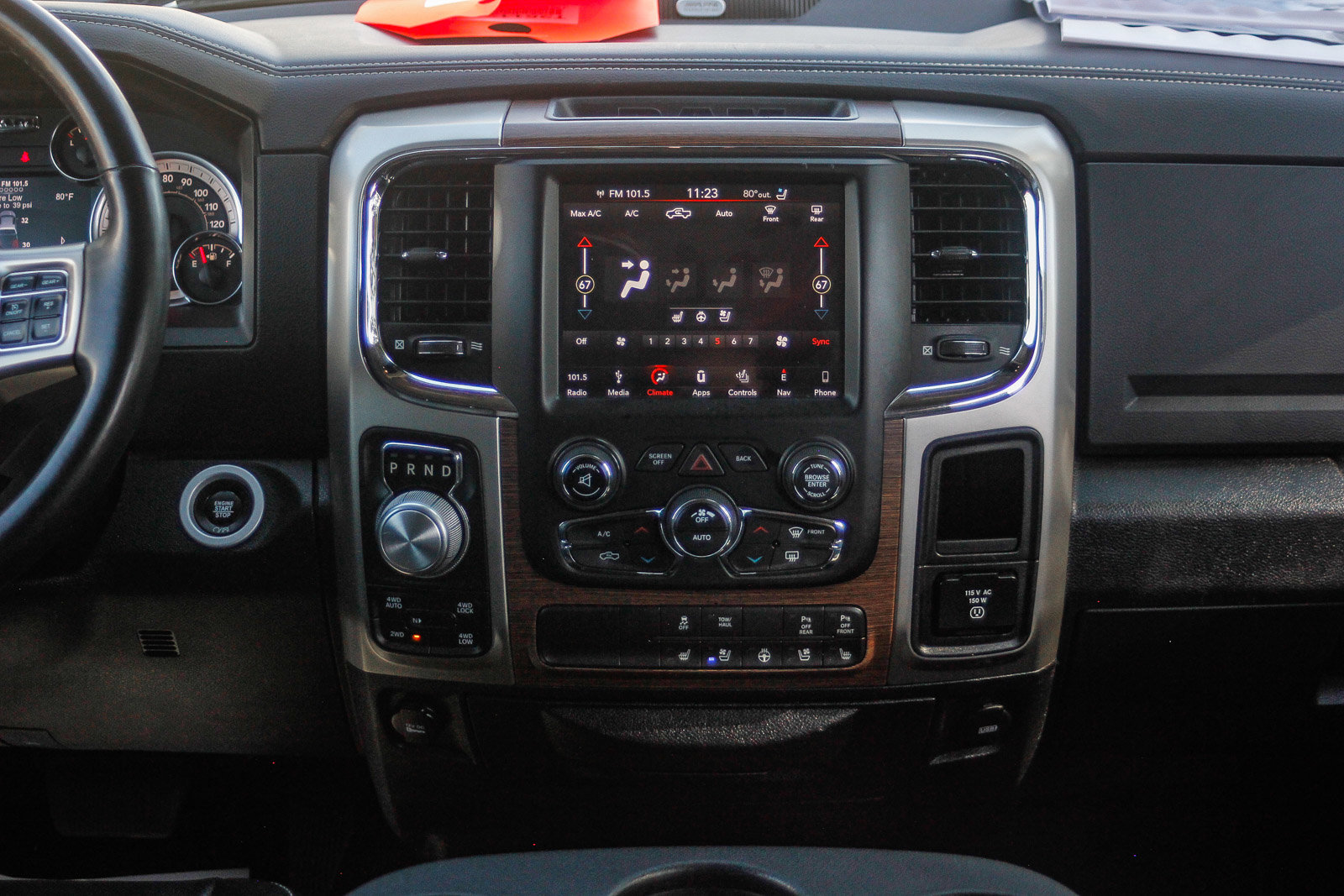 Used 2018 RAM 1500 Laramie w/ Convenience Group image 13