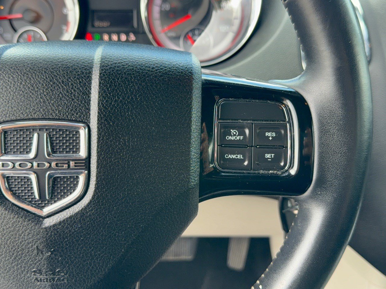 Used 2019 Dodge Grand Caravan SXT FWD image 19