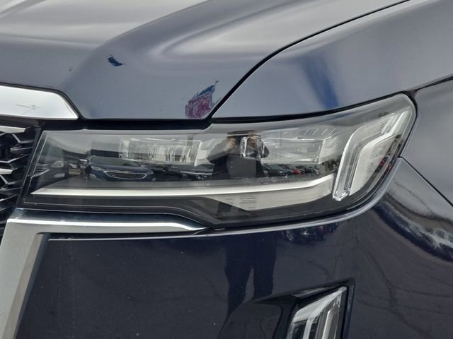 Used 2024 Cadillac Escalade Premium Luxury w/ LPO, Floor Liner Package image 34