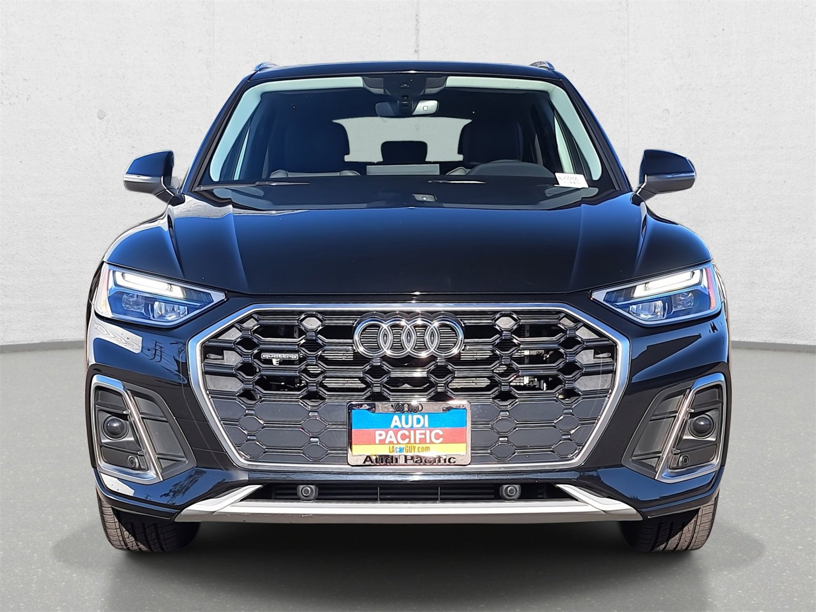 Used 2022 Audi Q5 e Premium w/ Convenience Package image 2