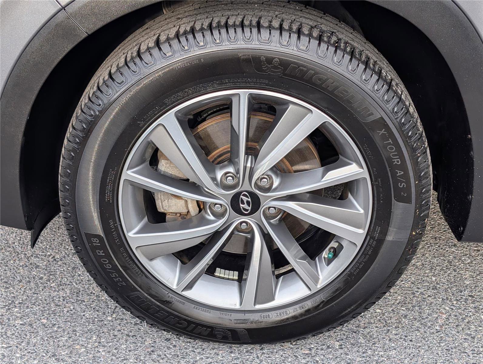 Used 2020 Hyundai Santa Fe Limited image 10