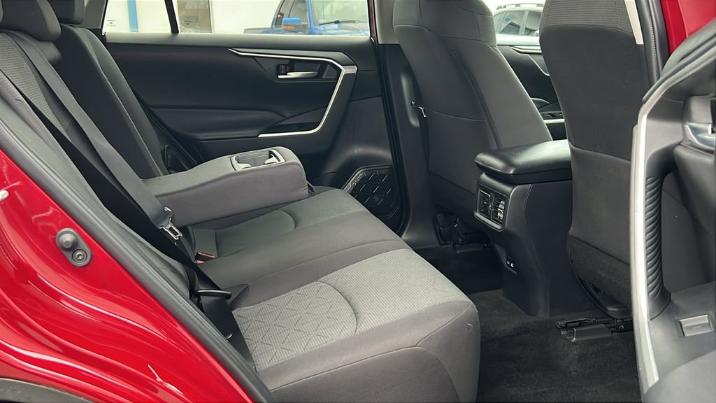Used 2023 Toyota RAV4 XLE image 13
