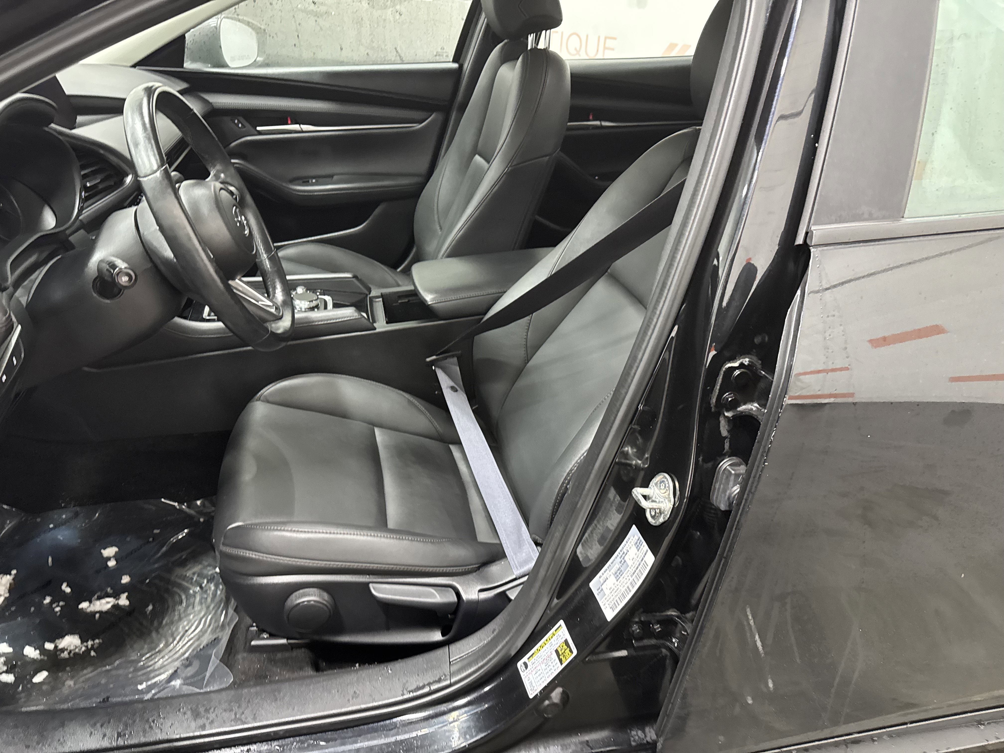 Used 2024 MAZDA MAZDA3 s image 21