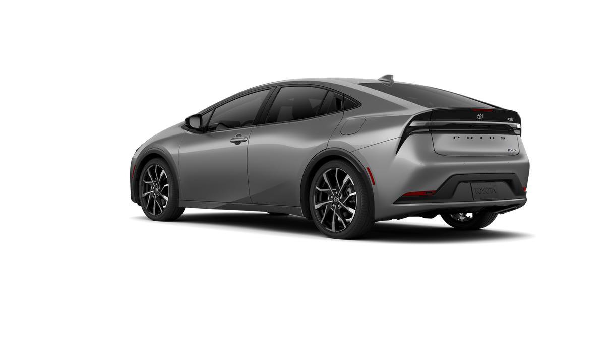 New 2026 Toyota Prius Plug-In Hybrid FWD image 28