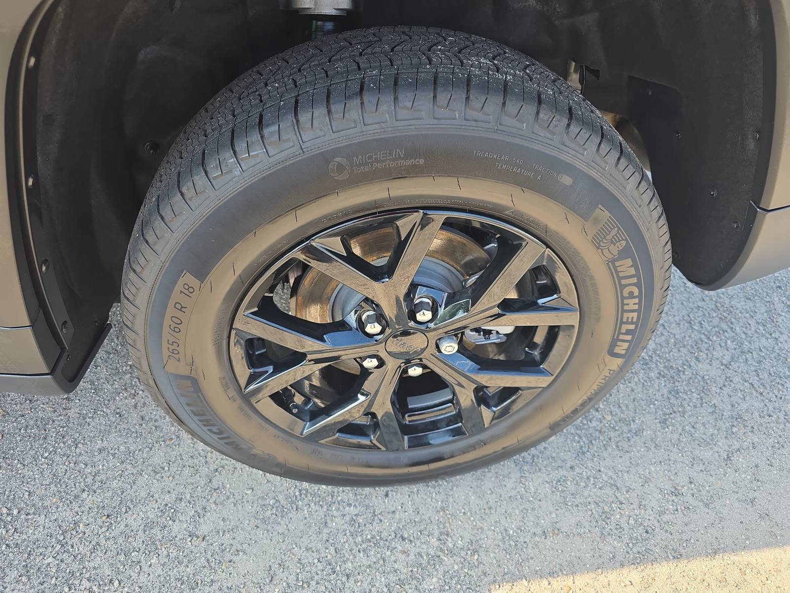 Used 2026 Jeep Grand Cherokee Altitude AWD/4WD image 36