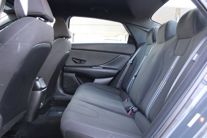 Used 2025 Hyundai Elantra Sport FWD image 26