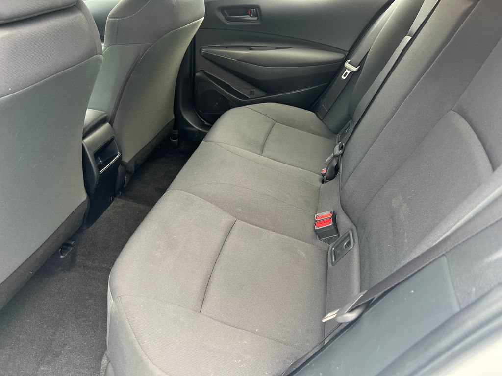 Used 2022 Toyota Corolla LE FWD image 12