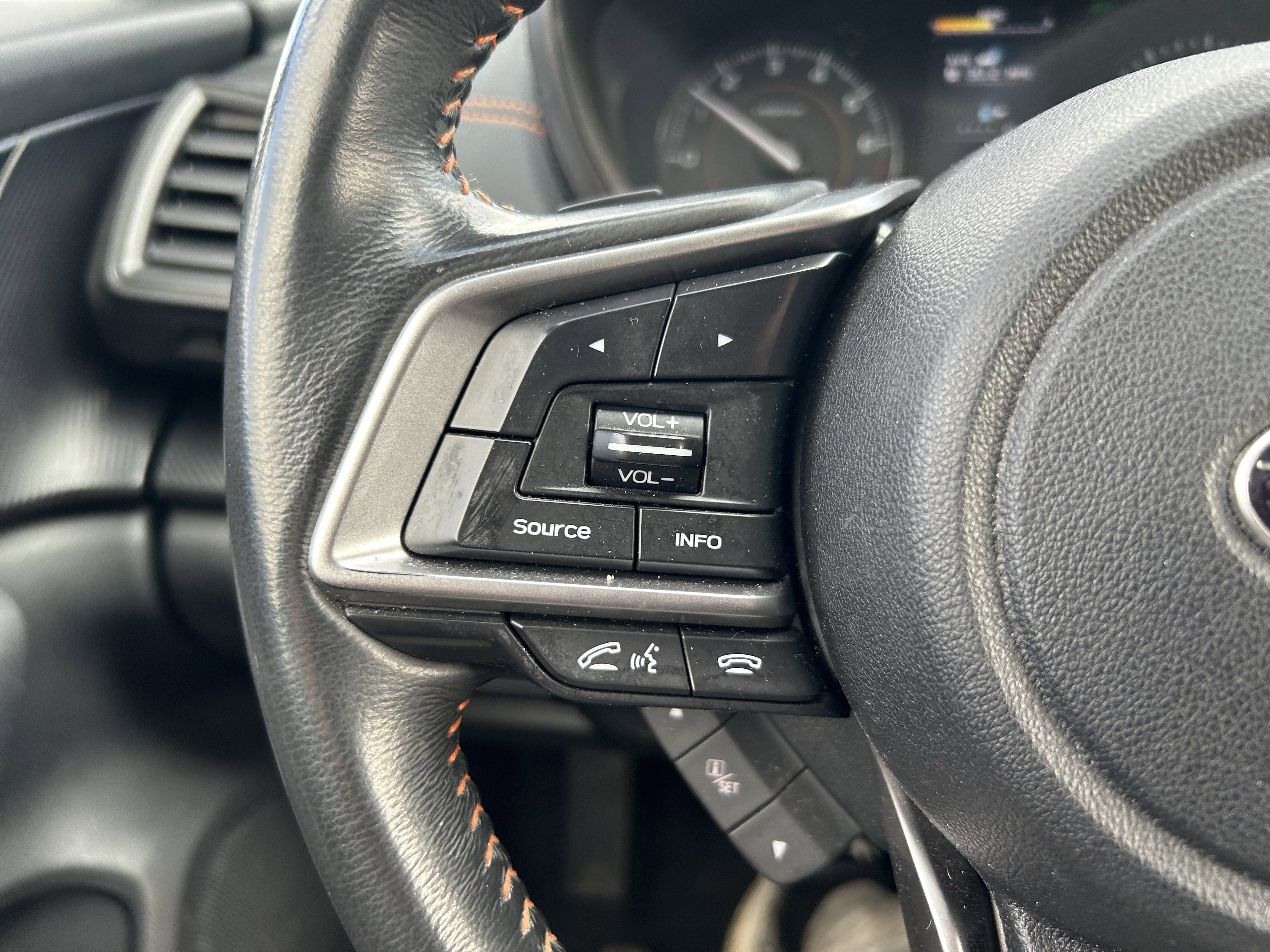 Used 2020 Subaru Crosstrek 2.0i Premium w/ Moonroof Package 2 image 19