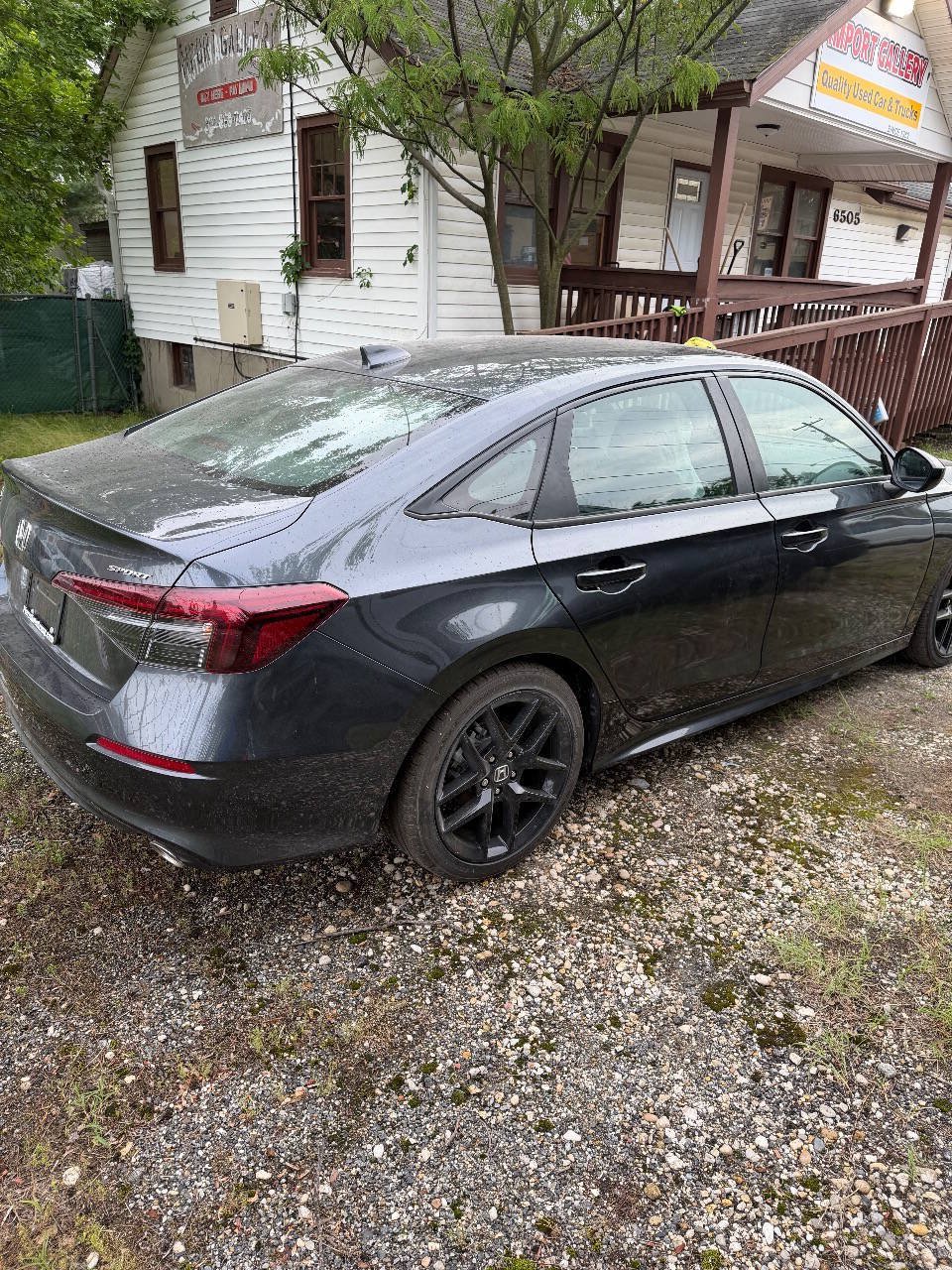 Used 2025 Honda Civic Sport image 6