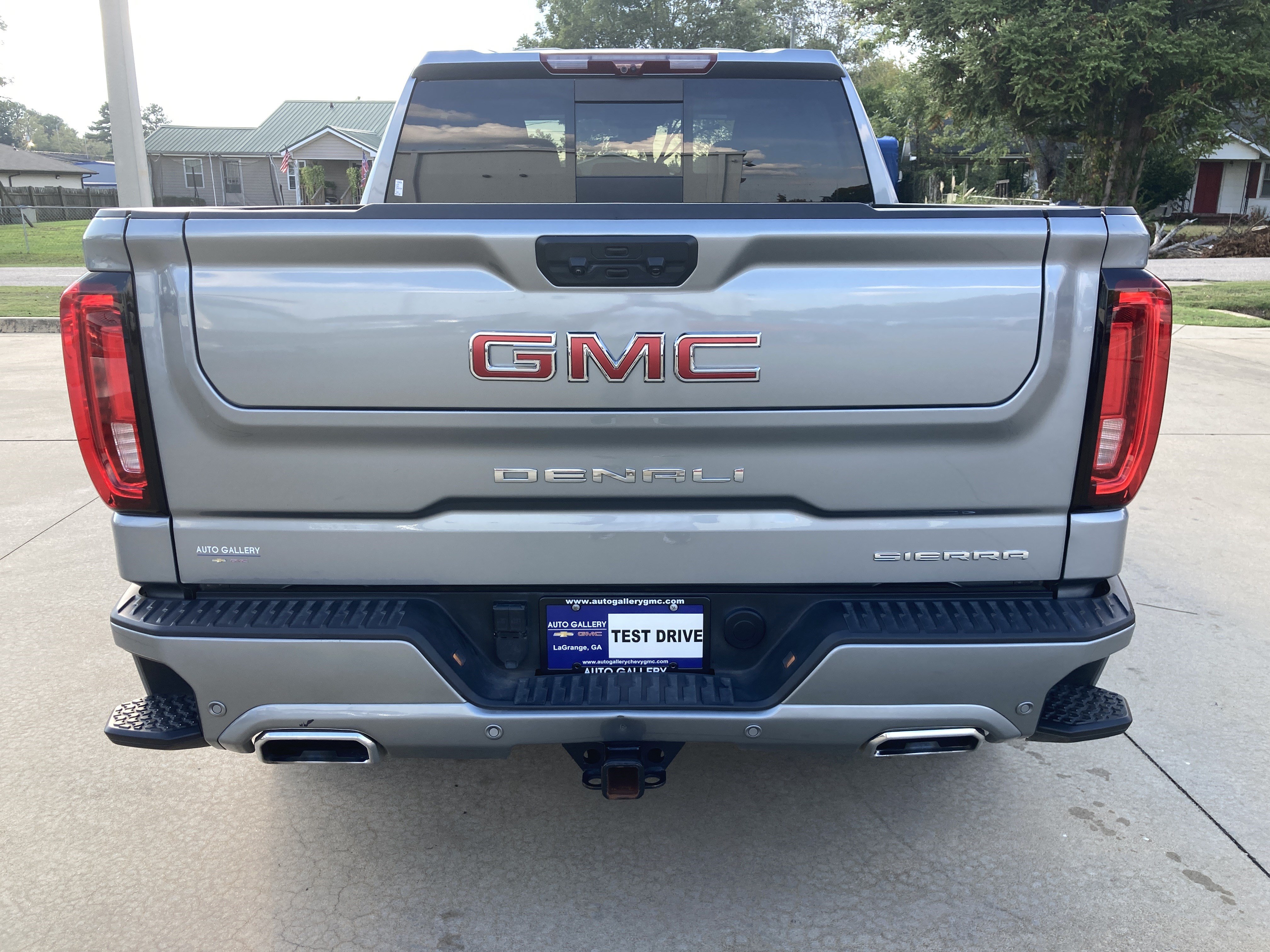 Used 2025 GMC Sierra 1500 Denali AWD/4WD image 7