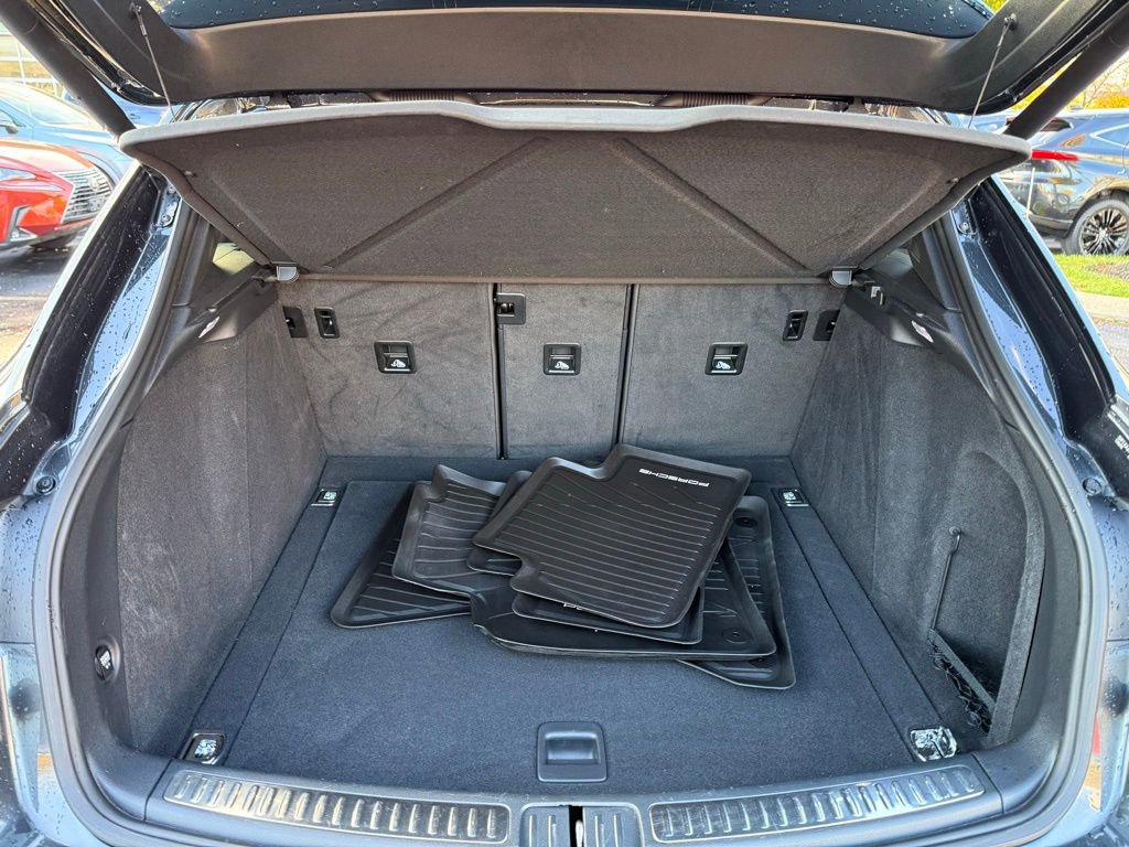 Used 2021 Porsche Macan image 18