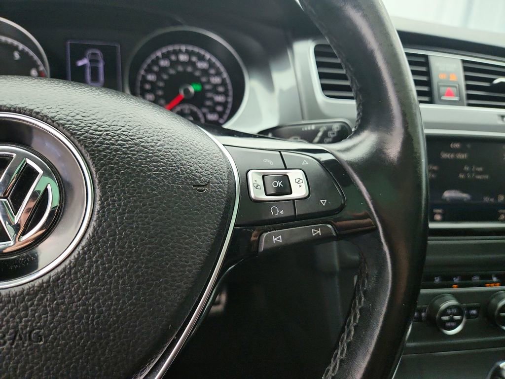 Used 2017 Volkswagen Golf Alltrack SEL image 24