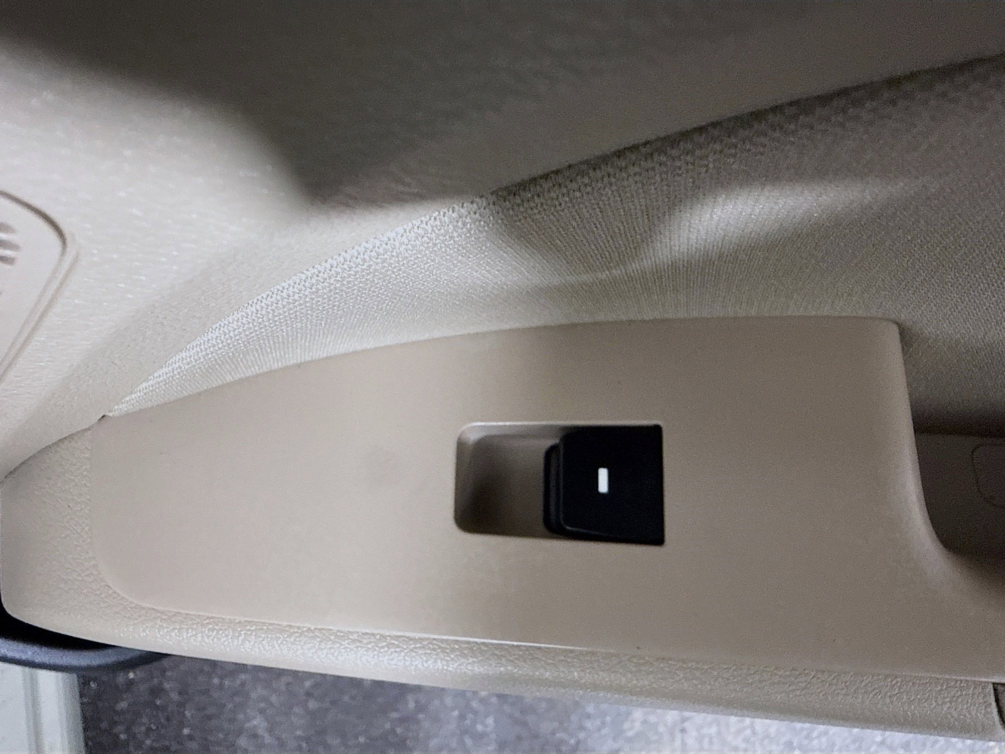 Used 2017 Hyundai Elantra SE image 30