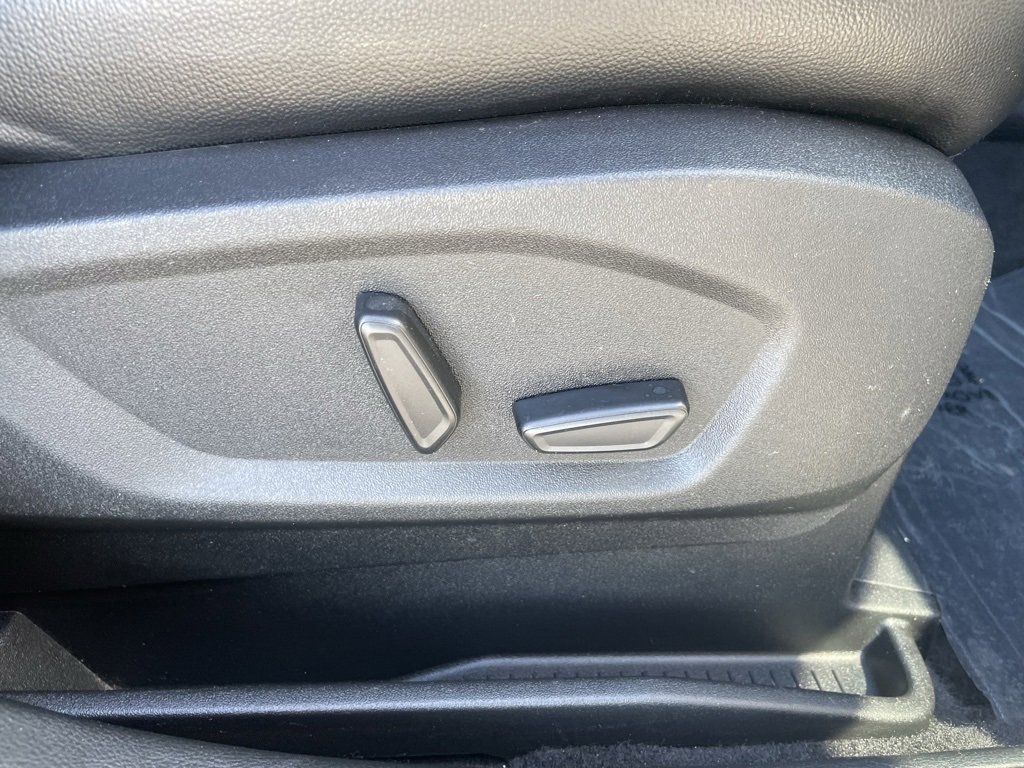 Used 2023 Ford Edge Titanium image 59