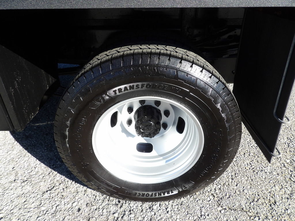 Used 2018 Ford F350 XL w/ Power Equipment Group RWD image 57