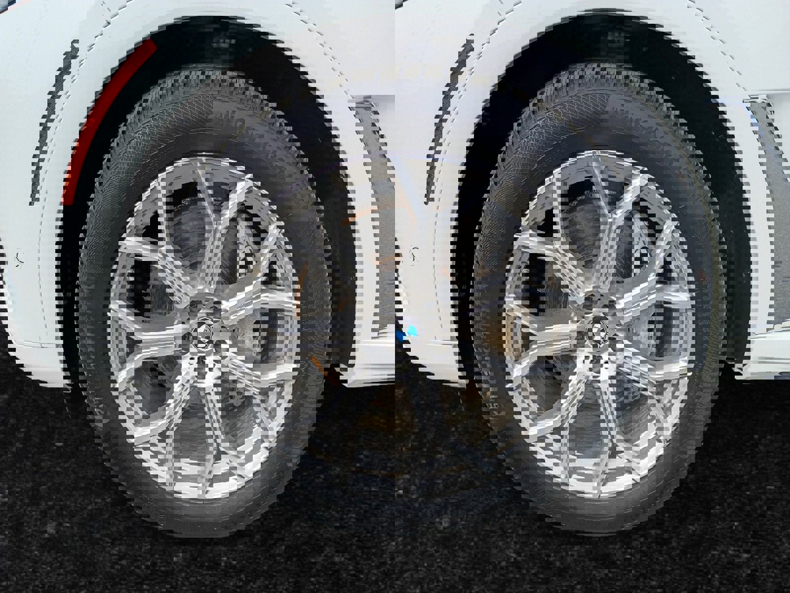 Used 2022 BMW X7 xDrive40i w/ Premium Package image 15