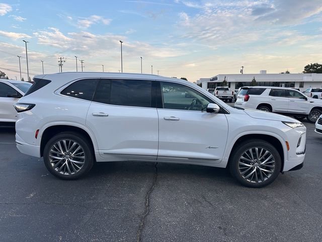 New 2026 Buick Enclave Avenir w/ Super Cruise Package image 12