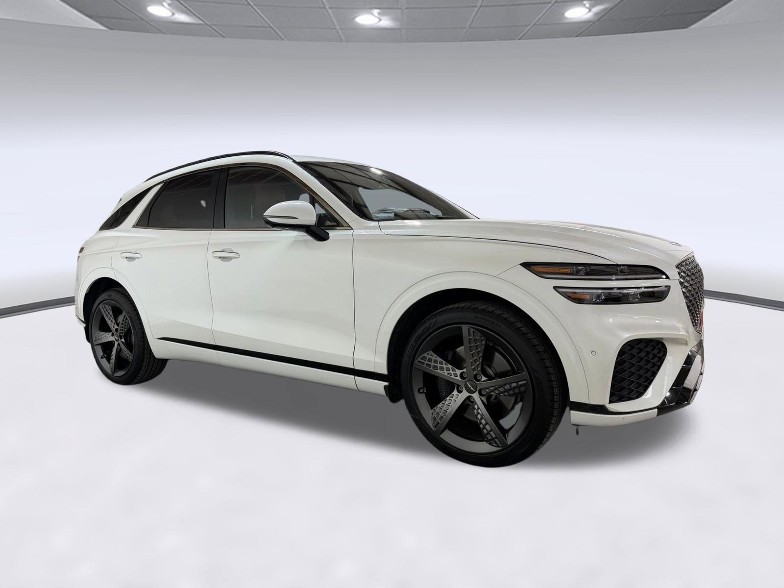 Used 2023 Genesis GV70 2.5T w/ Sport Prestige Package AWD/4WD image 7