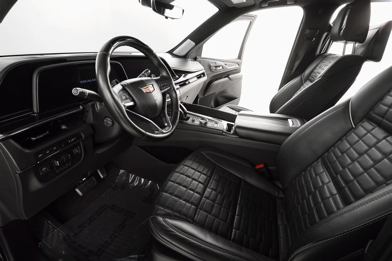 Used 2023 Cadillac Escalade V image 10