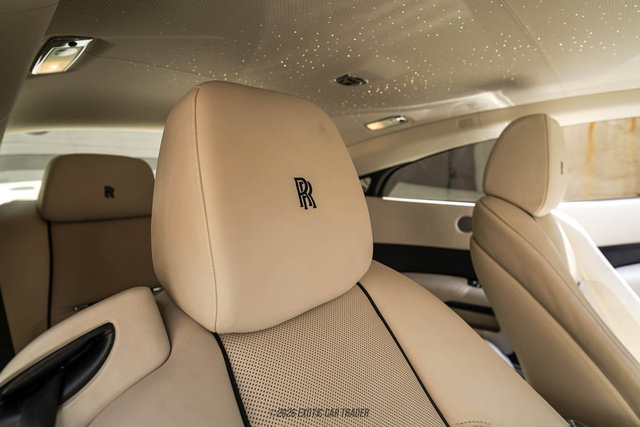 Used 2017 Rolls-Royce Wraith RWD image 46
