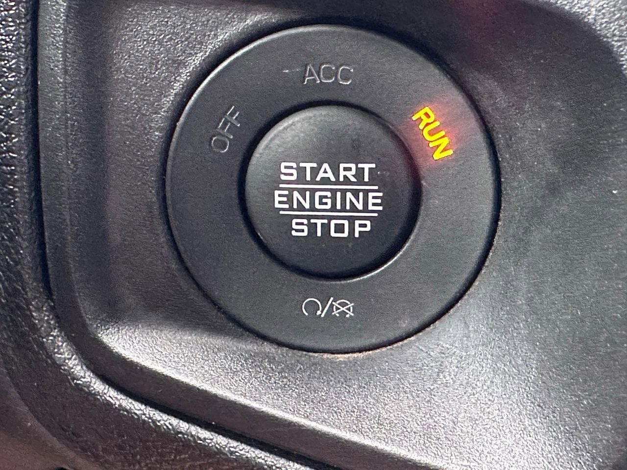 Used 2024 Jeep Wrangler Unlimited Sport AWD/4WD image 26