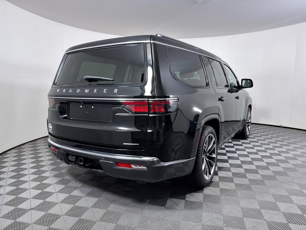 Used 2022 Jeep Wagoneer Series III w/ Premium Group I AWD/4WD image 22