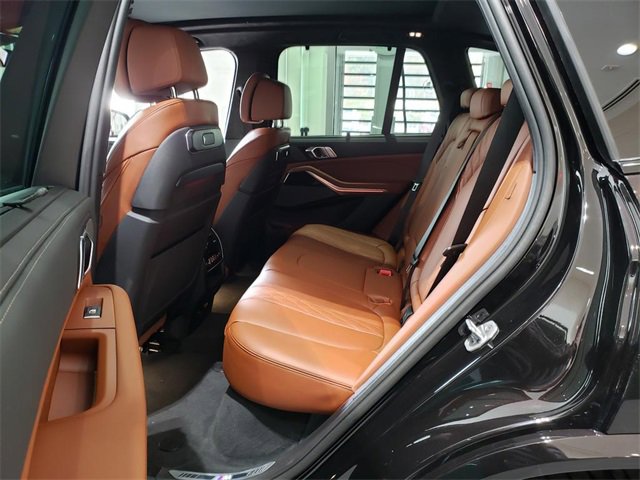 New 2026 BMW X5 M60i image 8