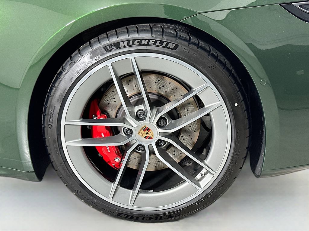 New 2026 Porsche 911 Carrera 4S image 33