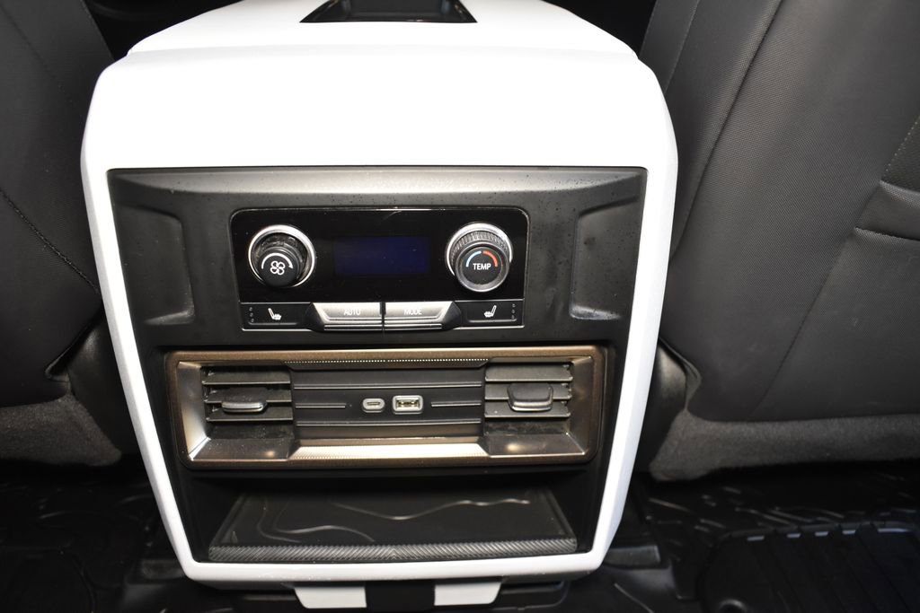 Used 2024 GMC Hummer EV 2X AWD/4WD image 46